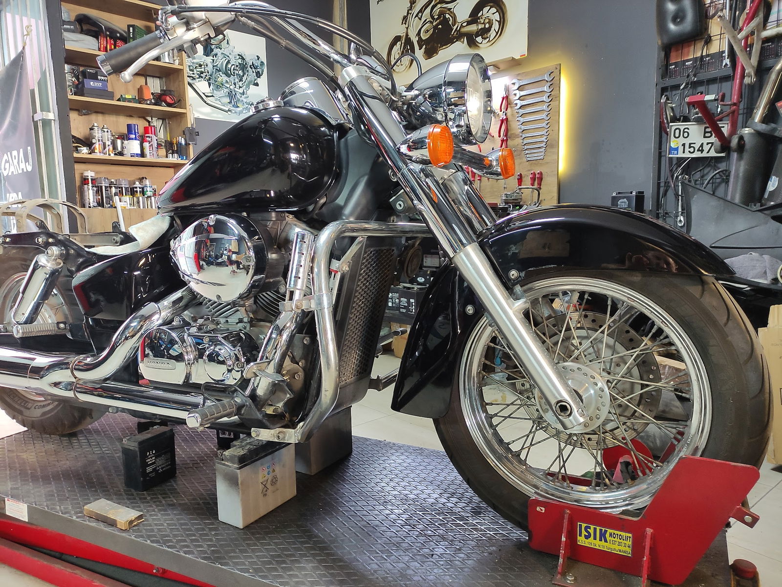 Silver Moto Garaj Cafe