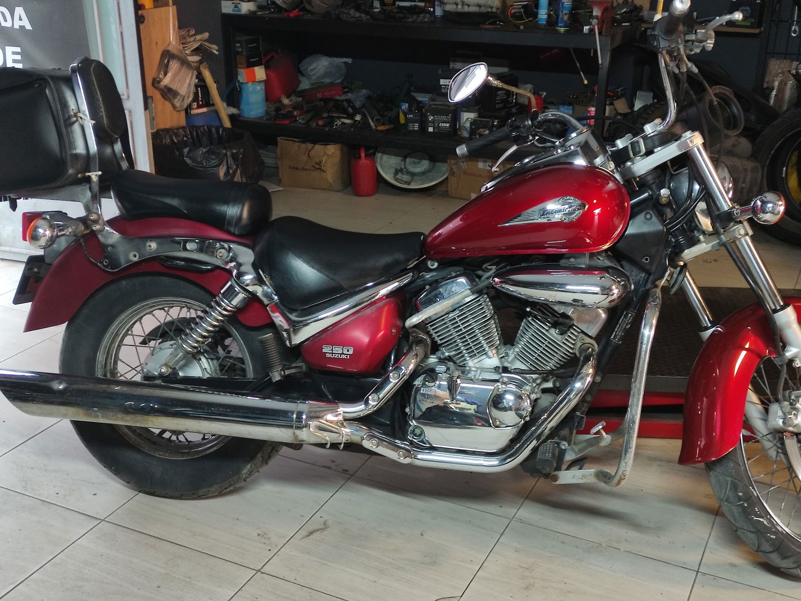 Silver Moto Garaj Cafe