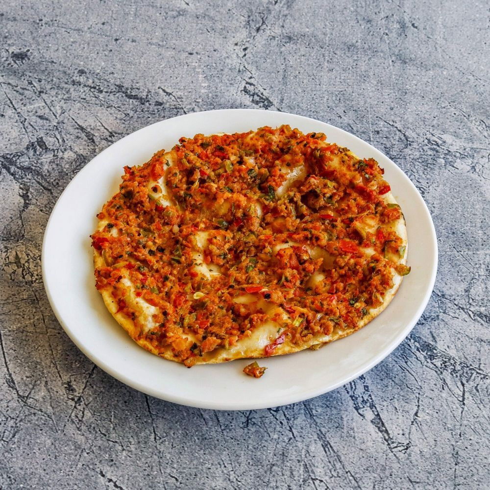 Kuşbaşılı Fındık Lahmacun