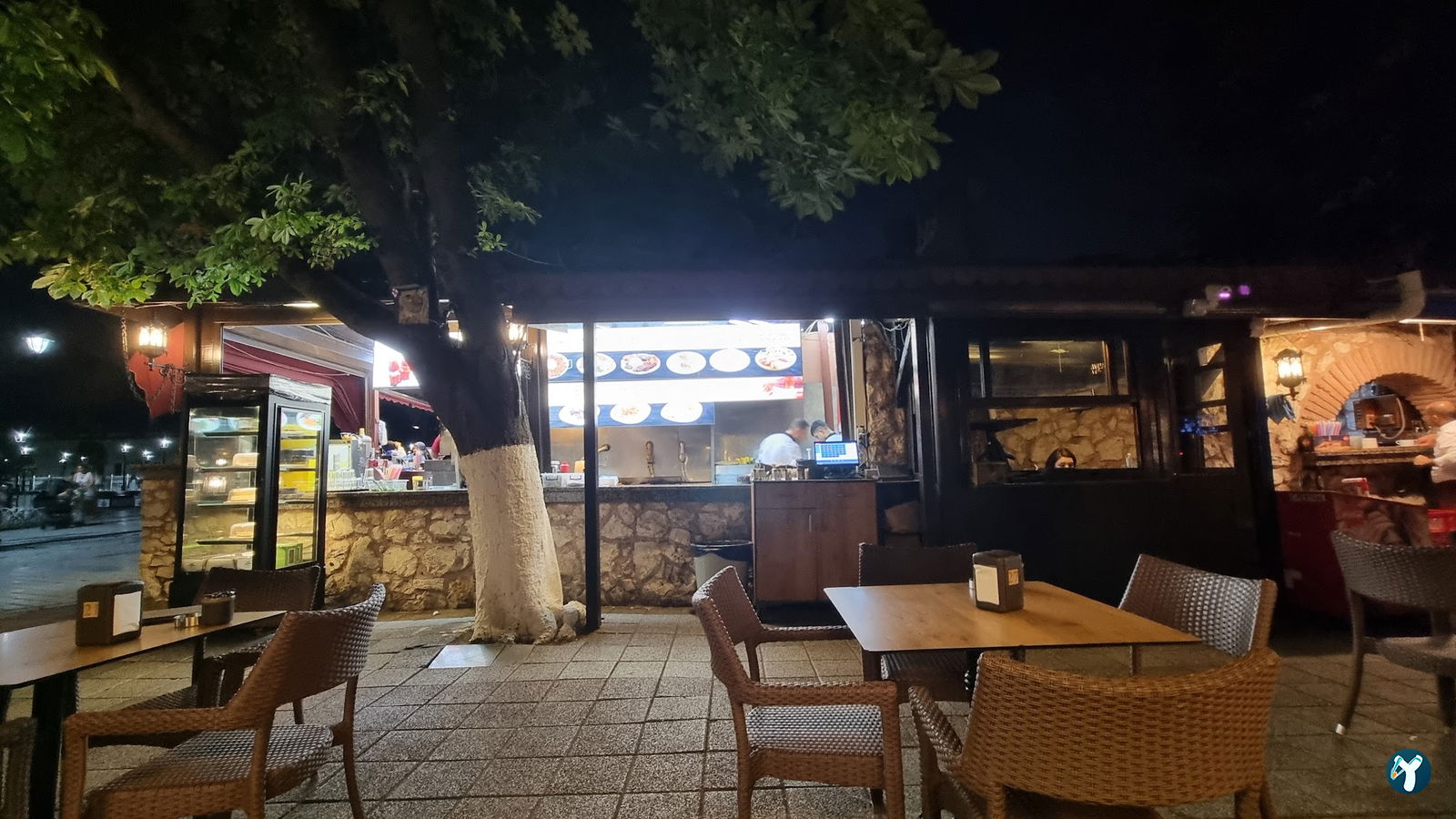 Dervis Cafe & Restaurant