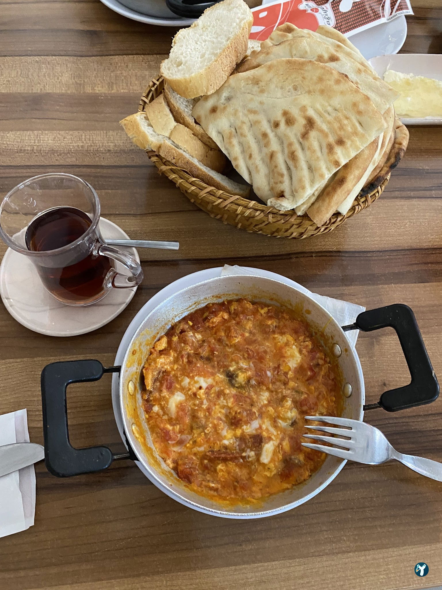 Van Ahtamara Beyoğlu Kahvalti Evi̇ (Turkish Breakfast - Турецкий Завтрак)