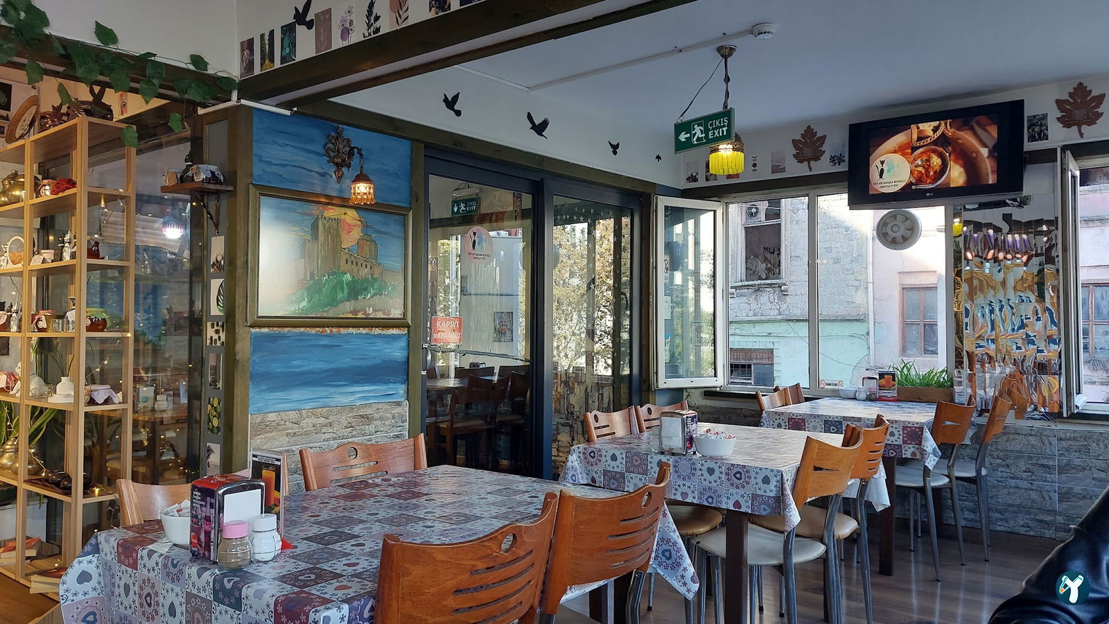 Van Ahtamara Beyoğlu Kahvalti Evi̇ (Turkish Breakfast - Турецкий Завтрак)