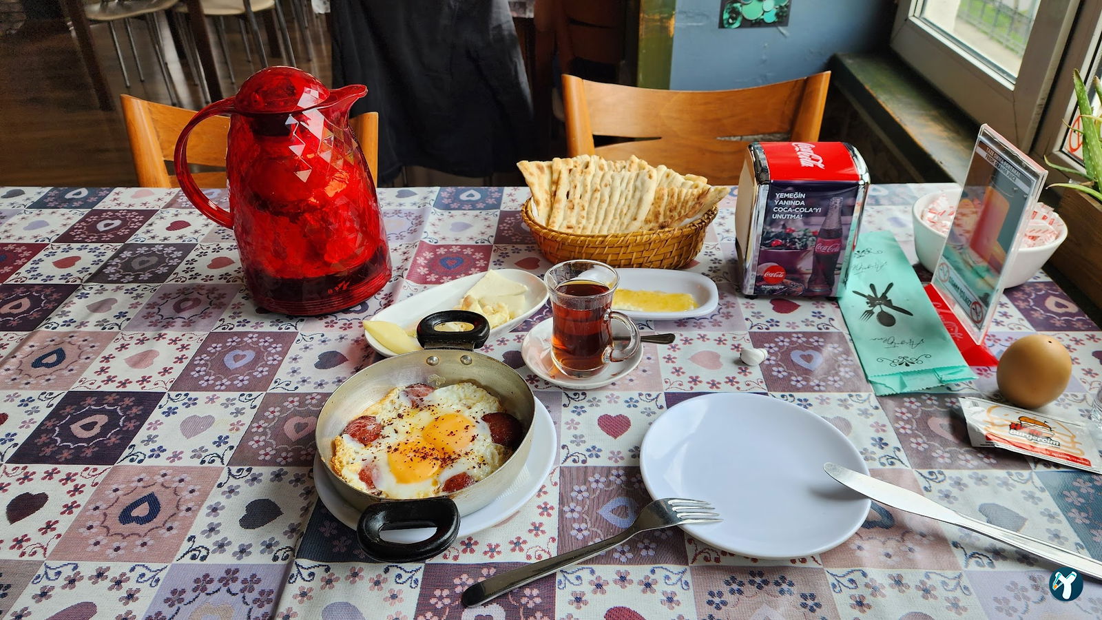 Van Ahtamara Beyoğlu Kahvalti Evi̇ (Turkish Breakfast - Турецкий Завтрак)
