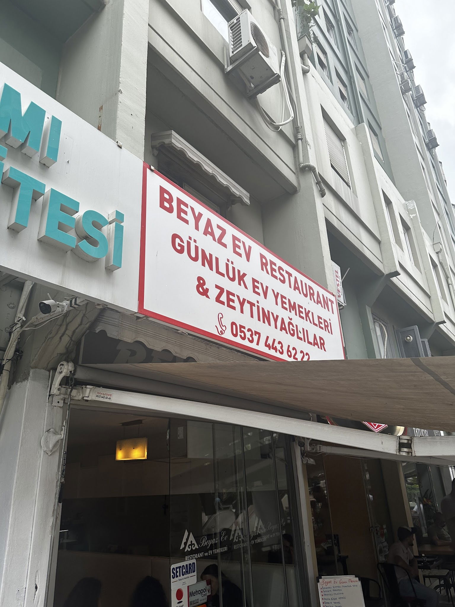 Beyaz Ev Restorant Ve Ev Yemekleri