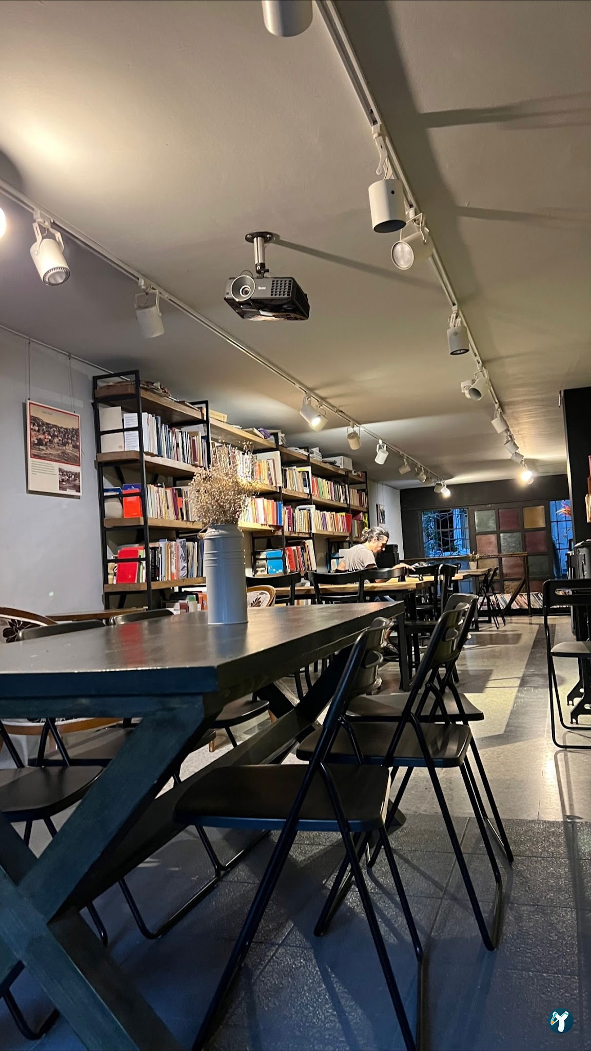 Nostalji Kitap Cafe