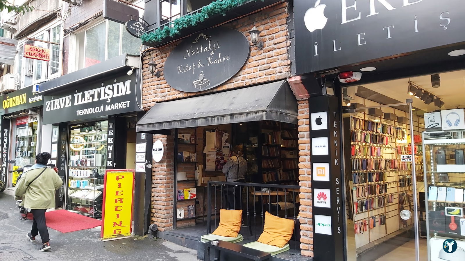 Nostalji Kitap Cafe