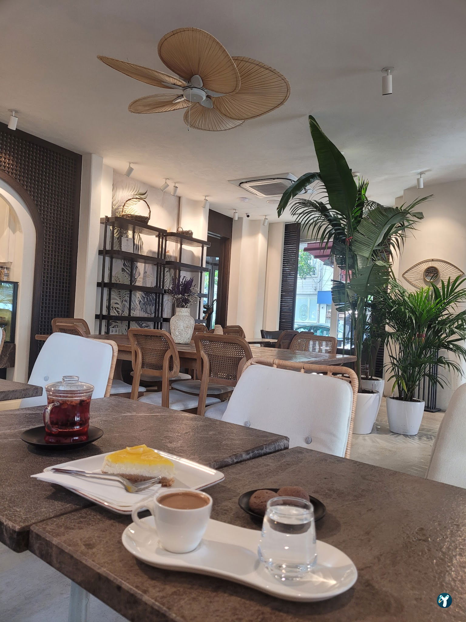 Nostalji Kitap Cafe