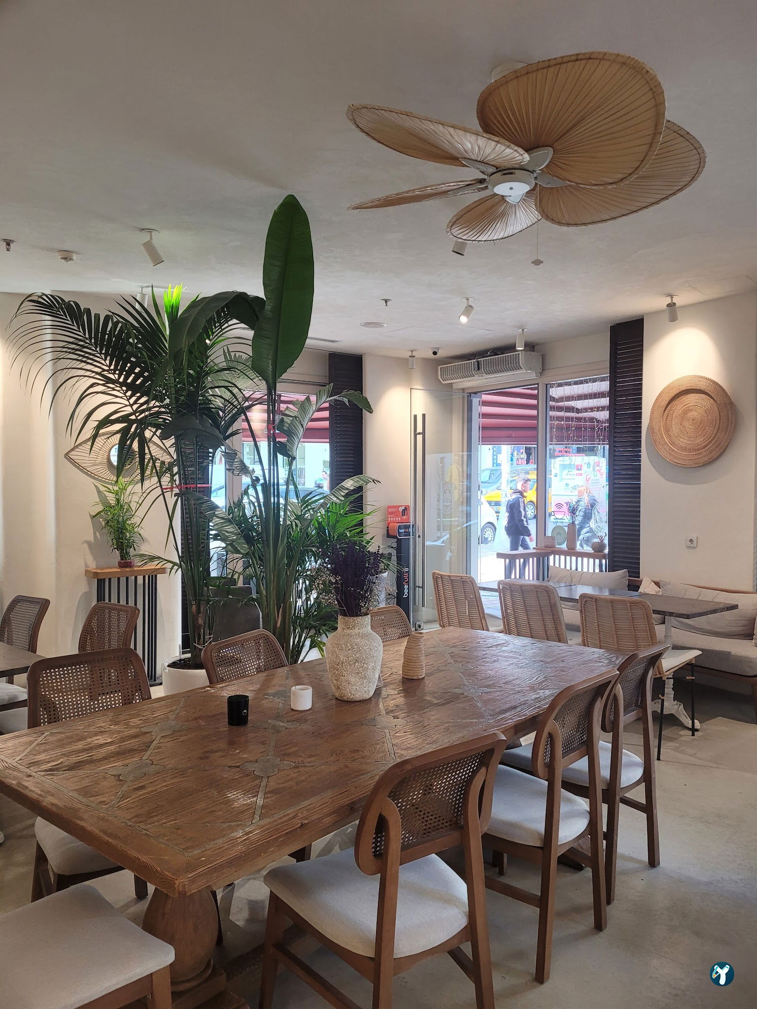Nostalji Kitap Cafe