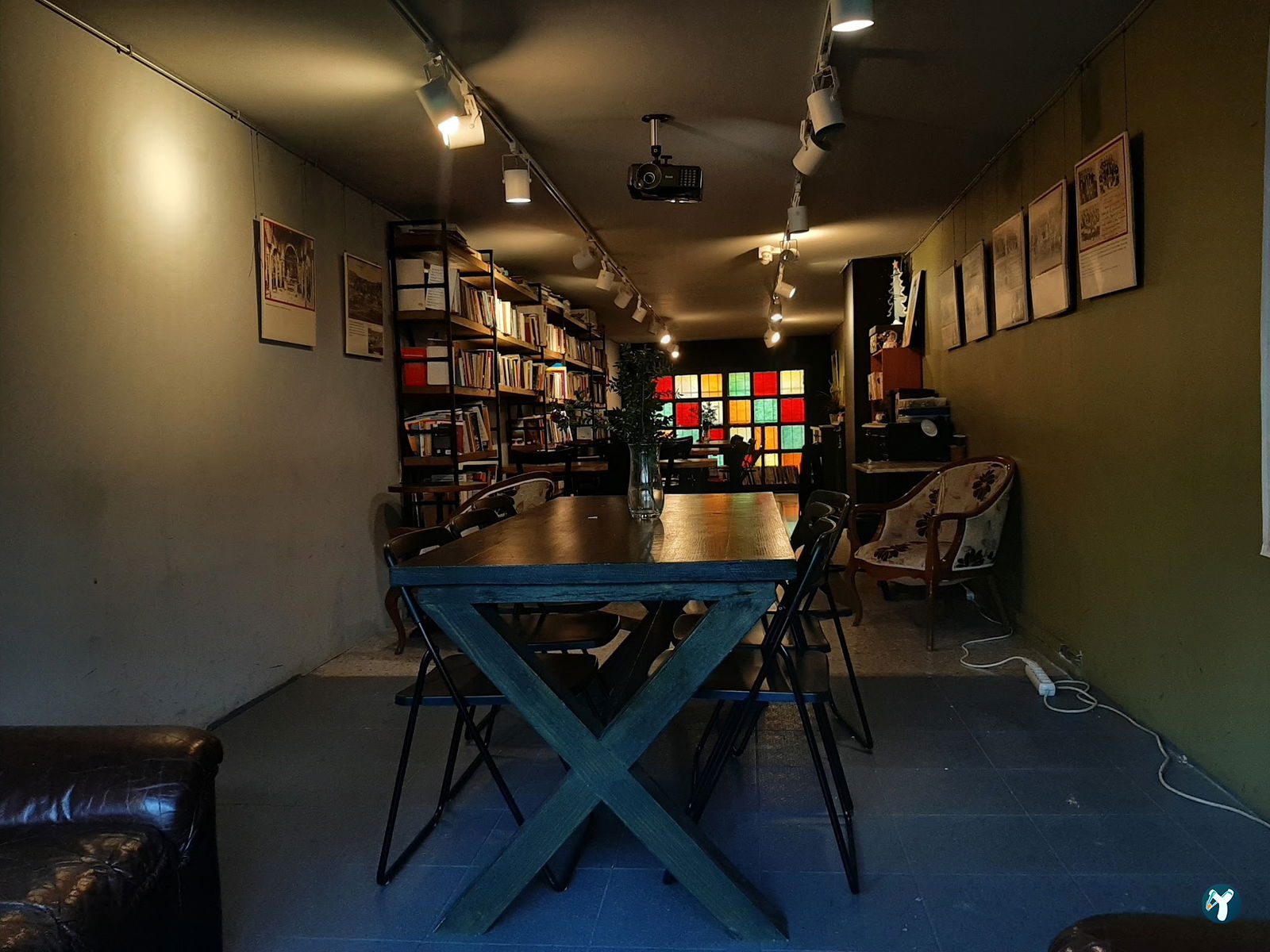 Nostalji Kitap Cafe