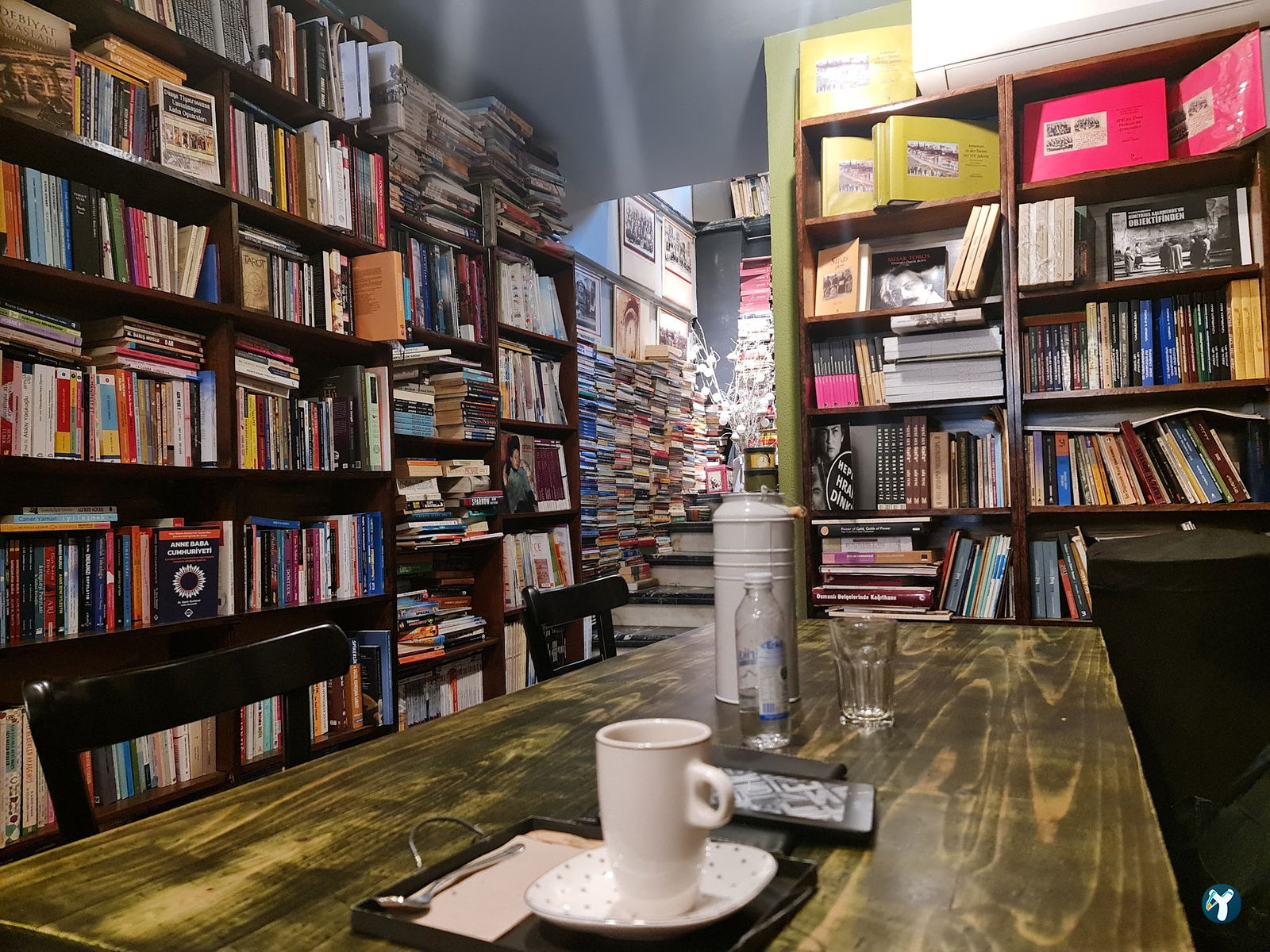 Nostalji Kitap Cafe