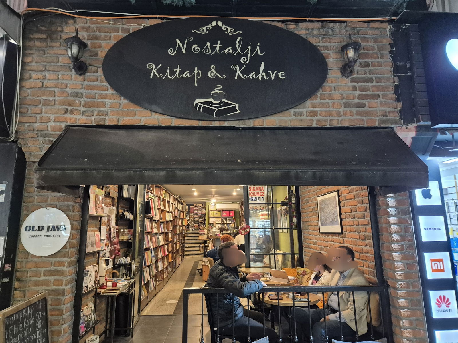 Nostalji Kitap Cafe