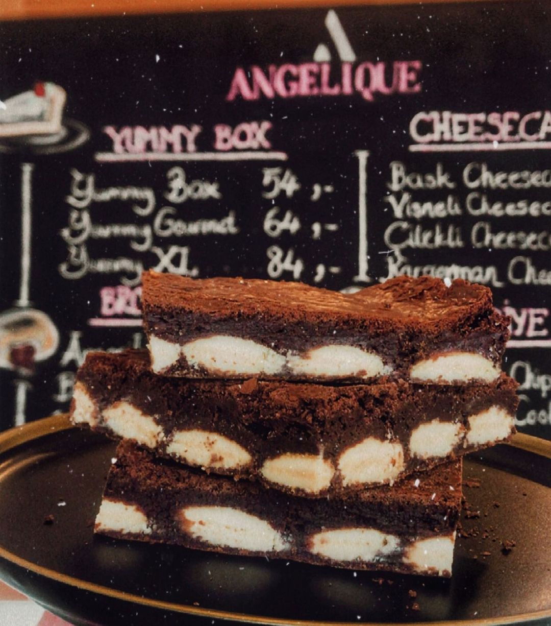 Angelique Dessert Bornova