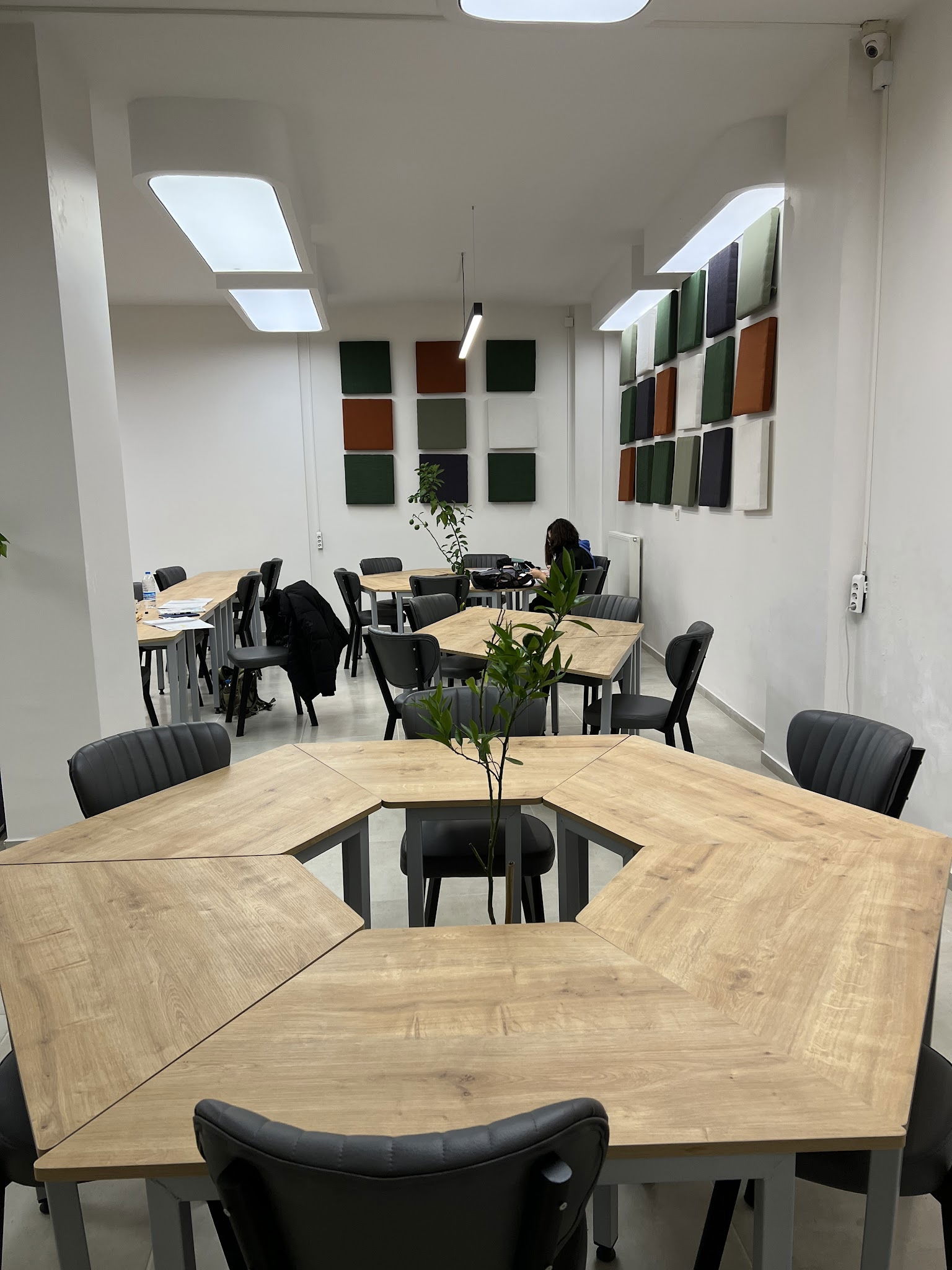 Opus Kütüphane Kafe Ve Deneme Merkezi