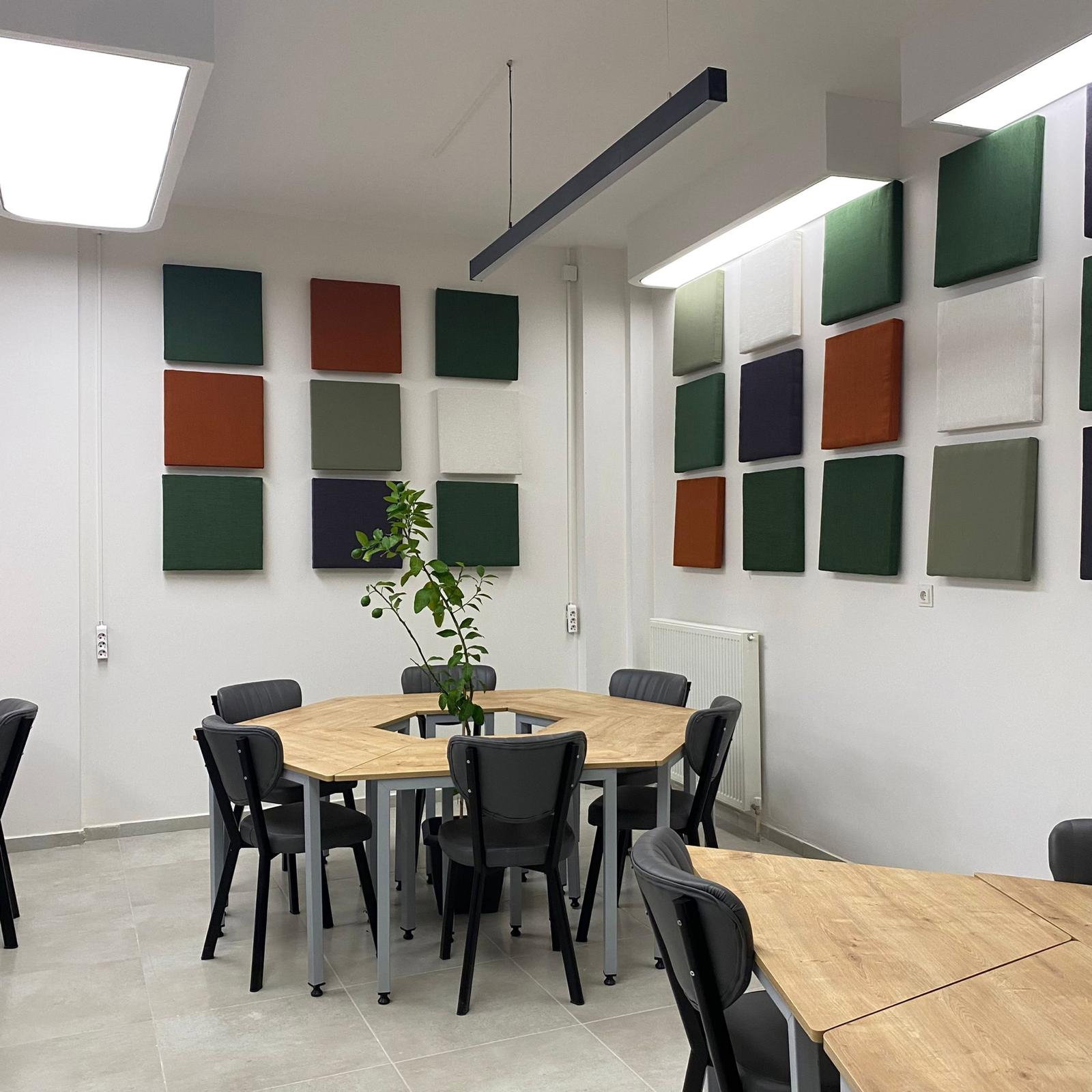 Opus Kütüphane Kafe Ve Deneme Merkezi