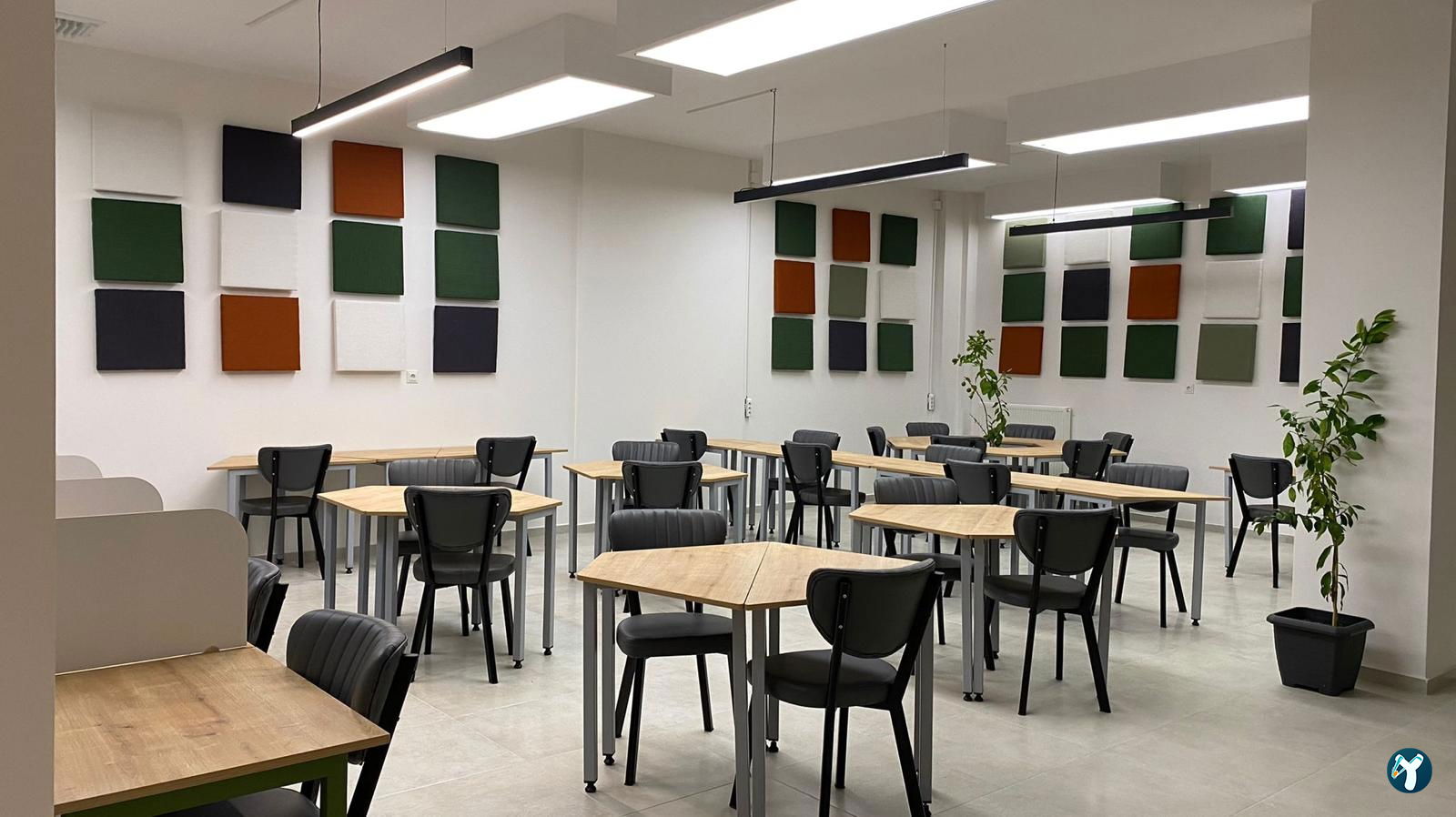 Opus Kütüphane Kafe Ve Deneme Merkezi