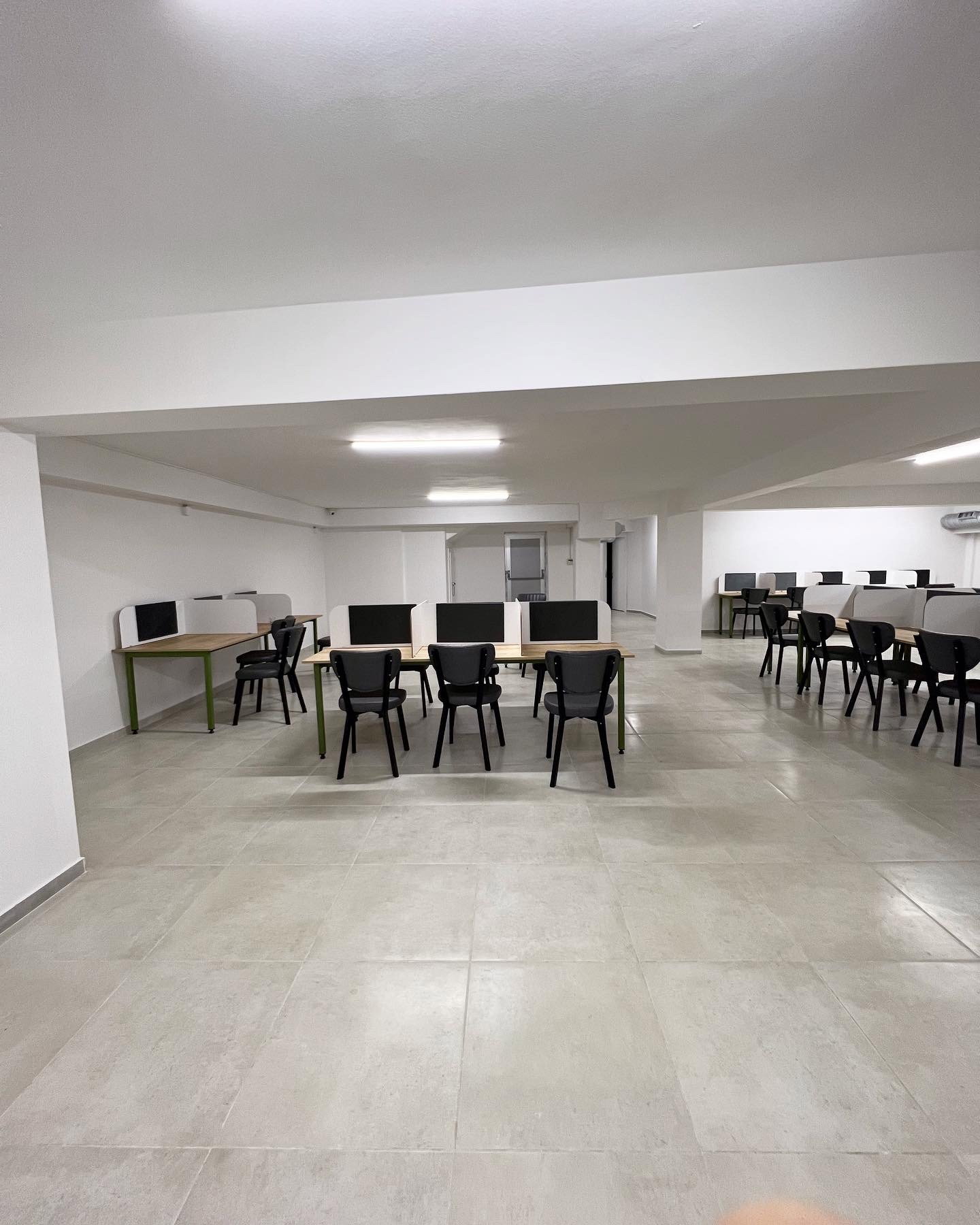 Opus Kütüphane Kafe Ve Deneme Merkezi