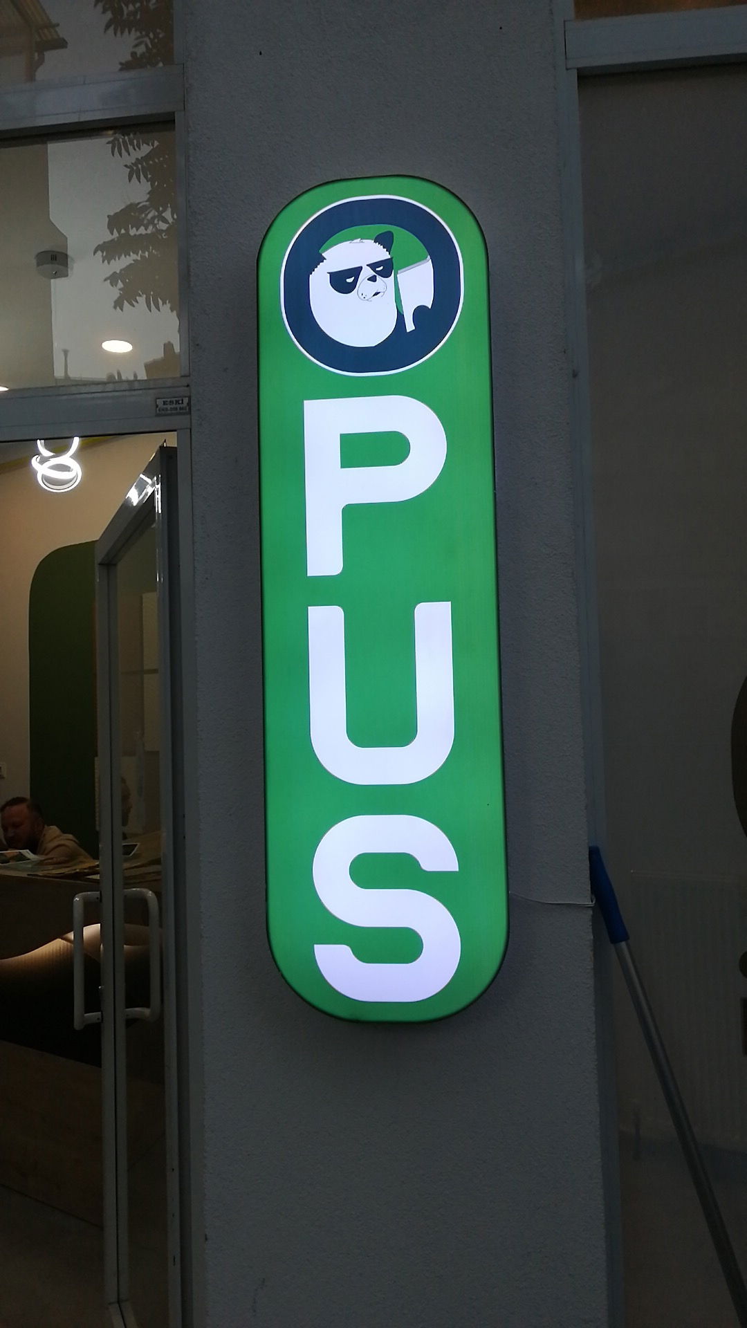 Opus Kütüphane Kafe Ve Deneme Merkezi