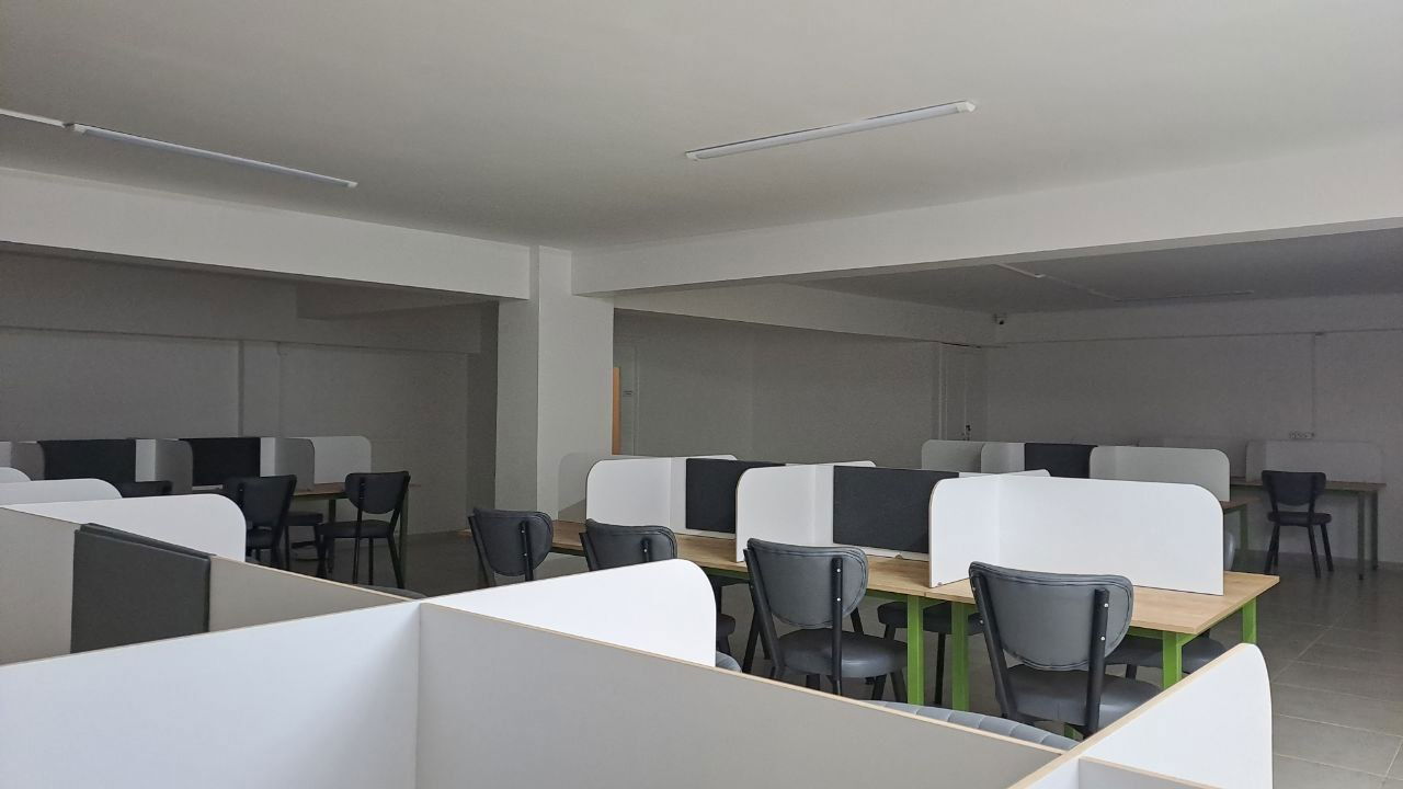 Opus Kütüphane Kafe Ve Deneme Merkezi