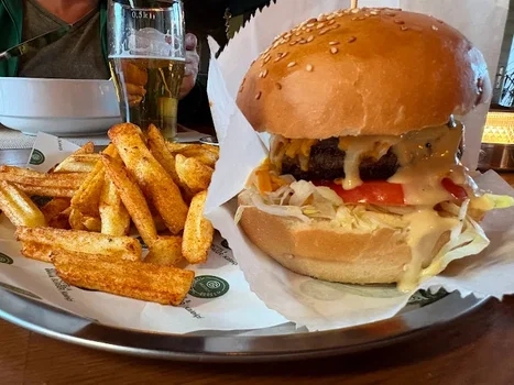 Route Burger House resimleri