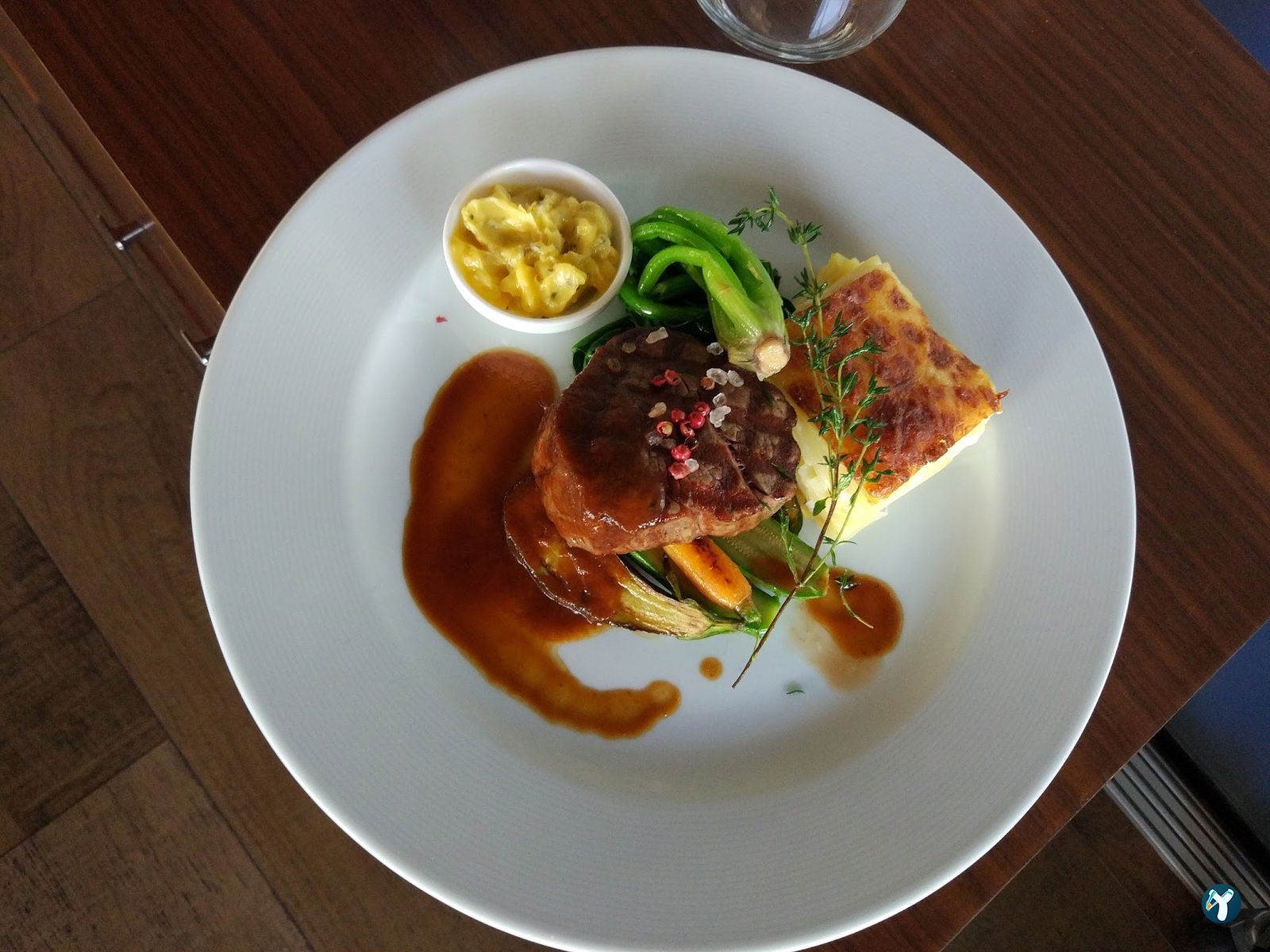 Parlak Restaurant