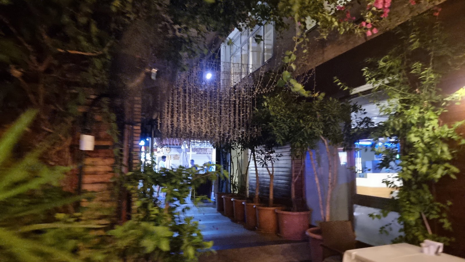 Parlak Restaurant