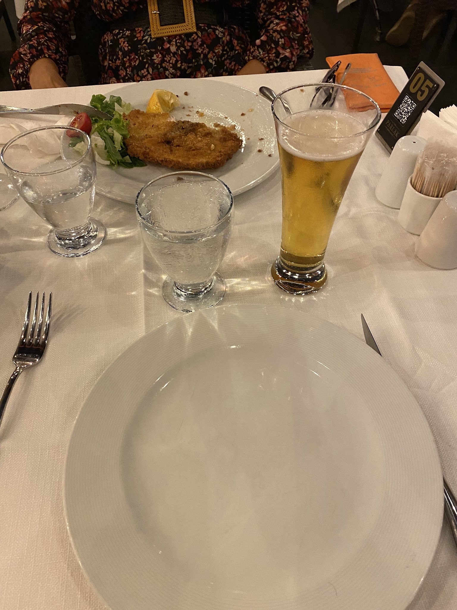 Parlak Restaurant