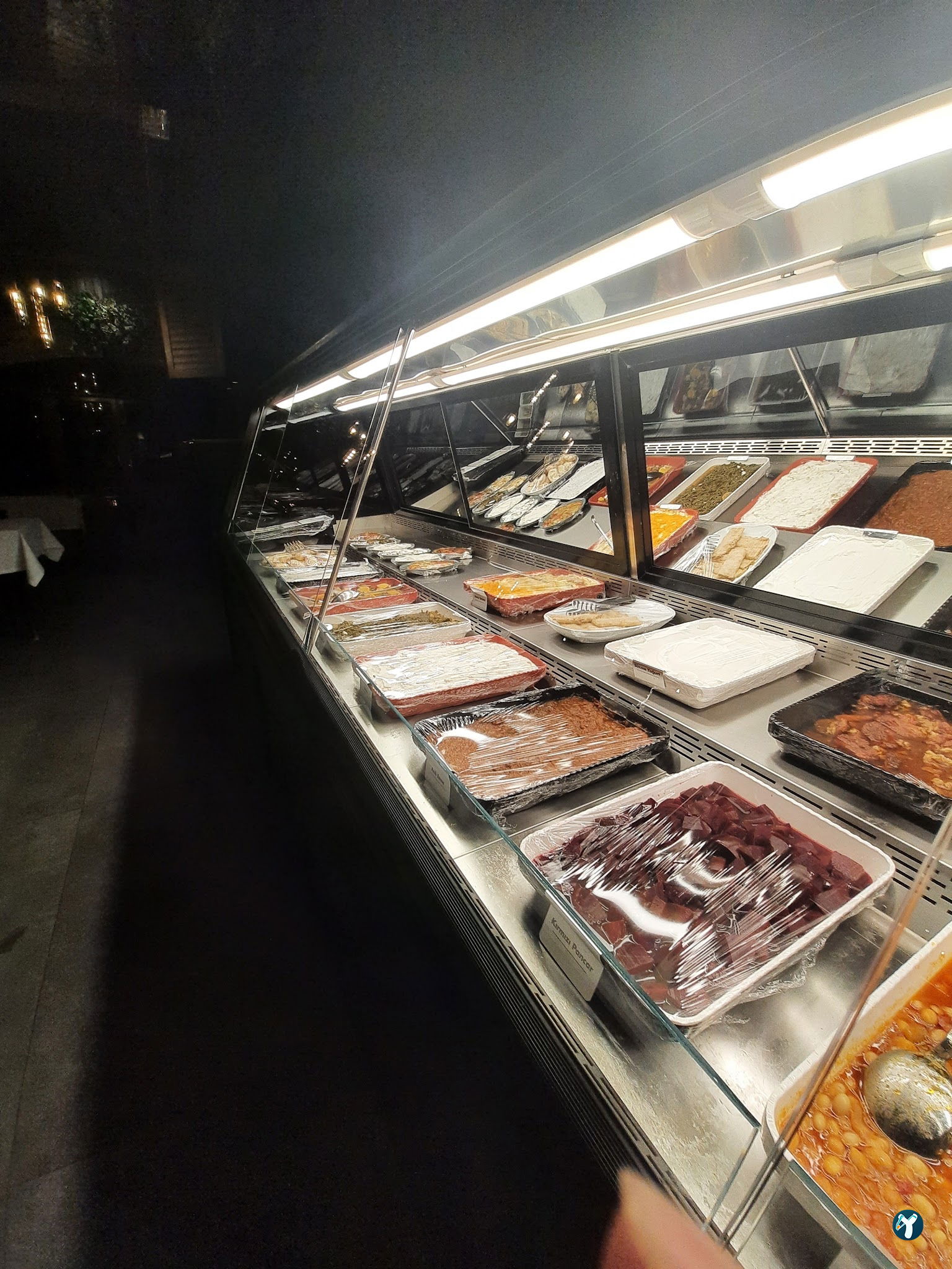 Parlak Restaurant