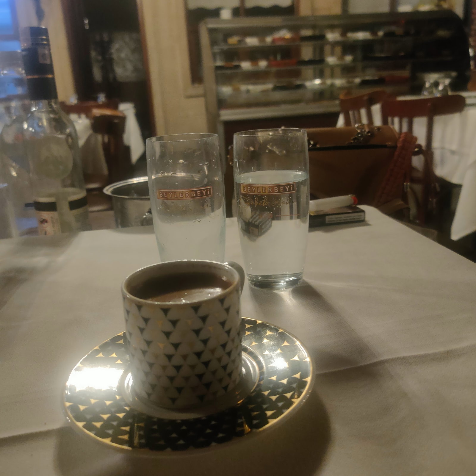 Parlak Restaurant