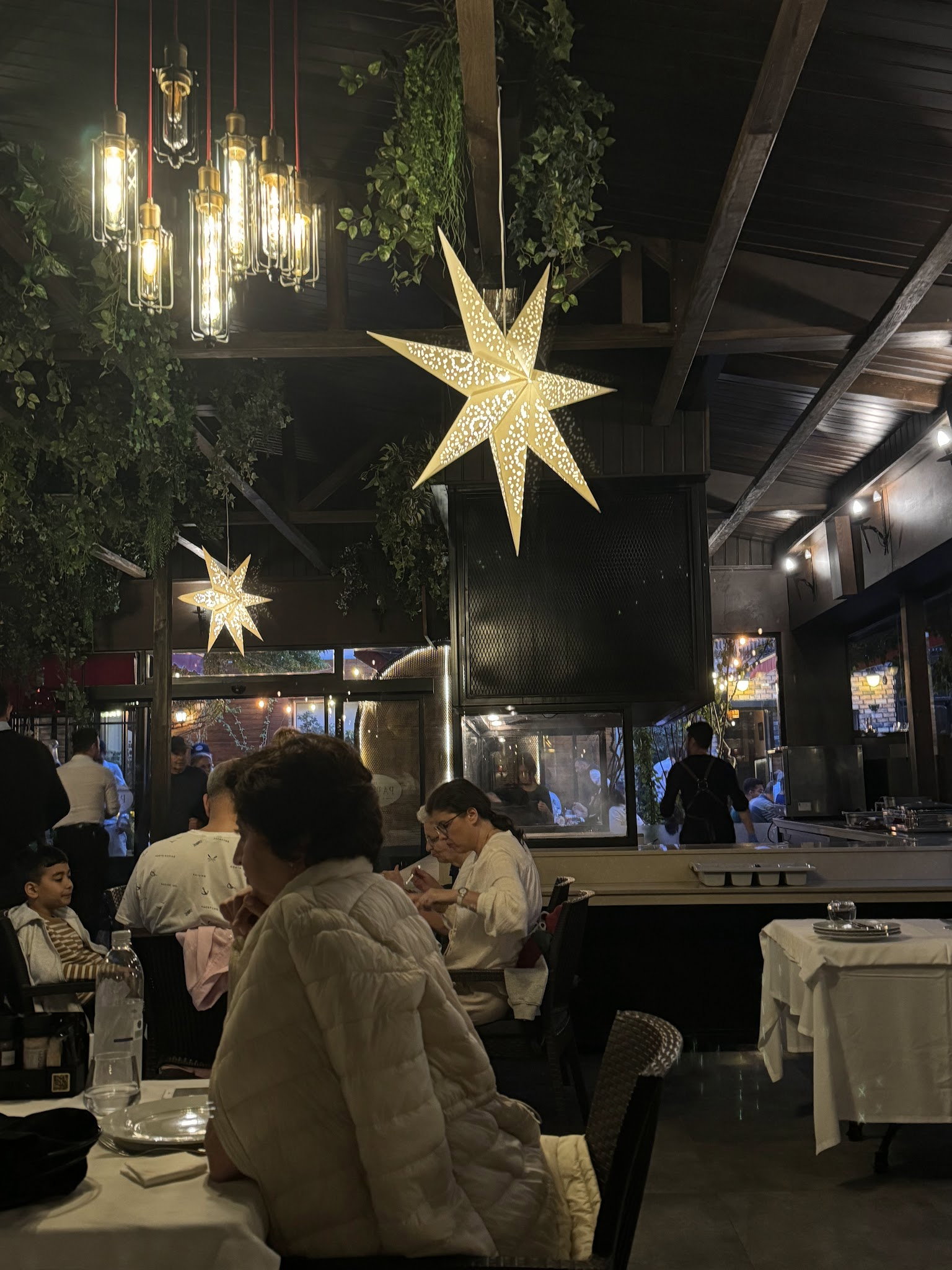 Parlak Restaurant