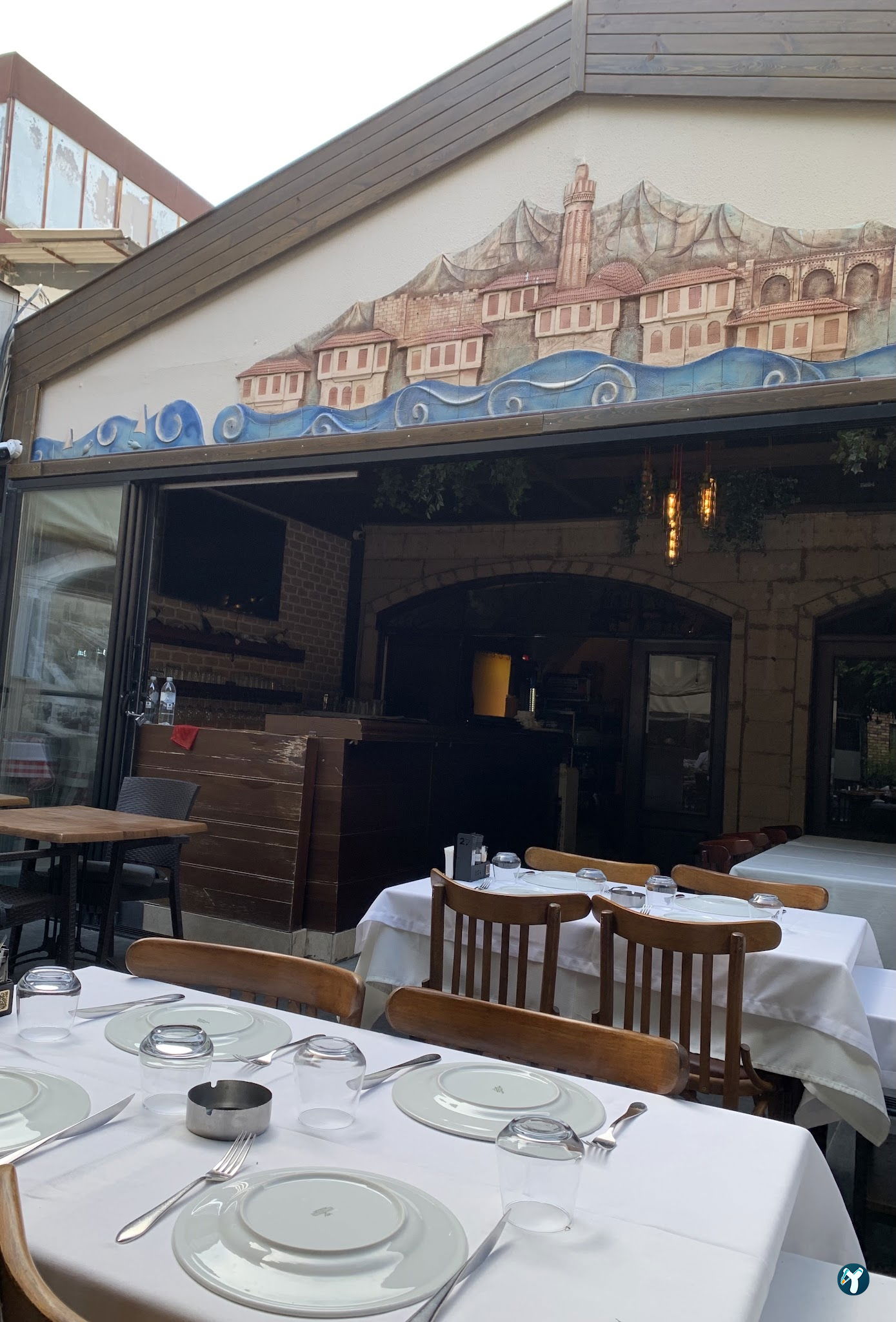 Parlak Restaurant