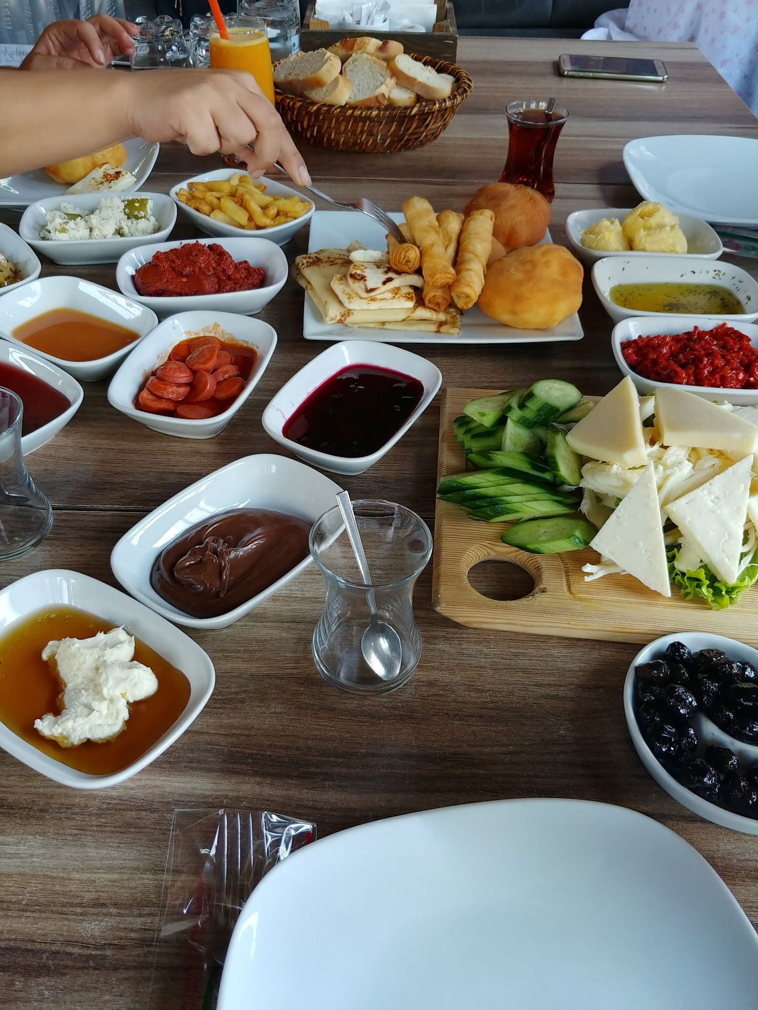 Ege Çiftliği Restoran & Şarküteri