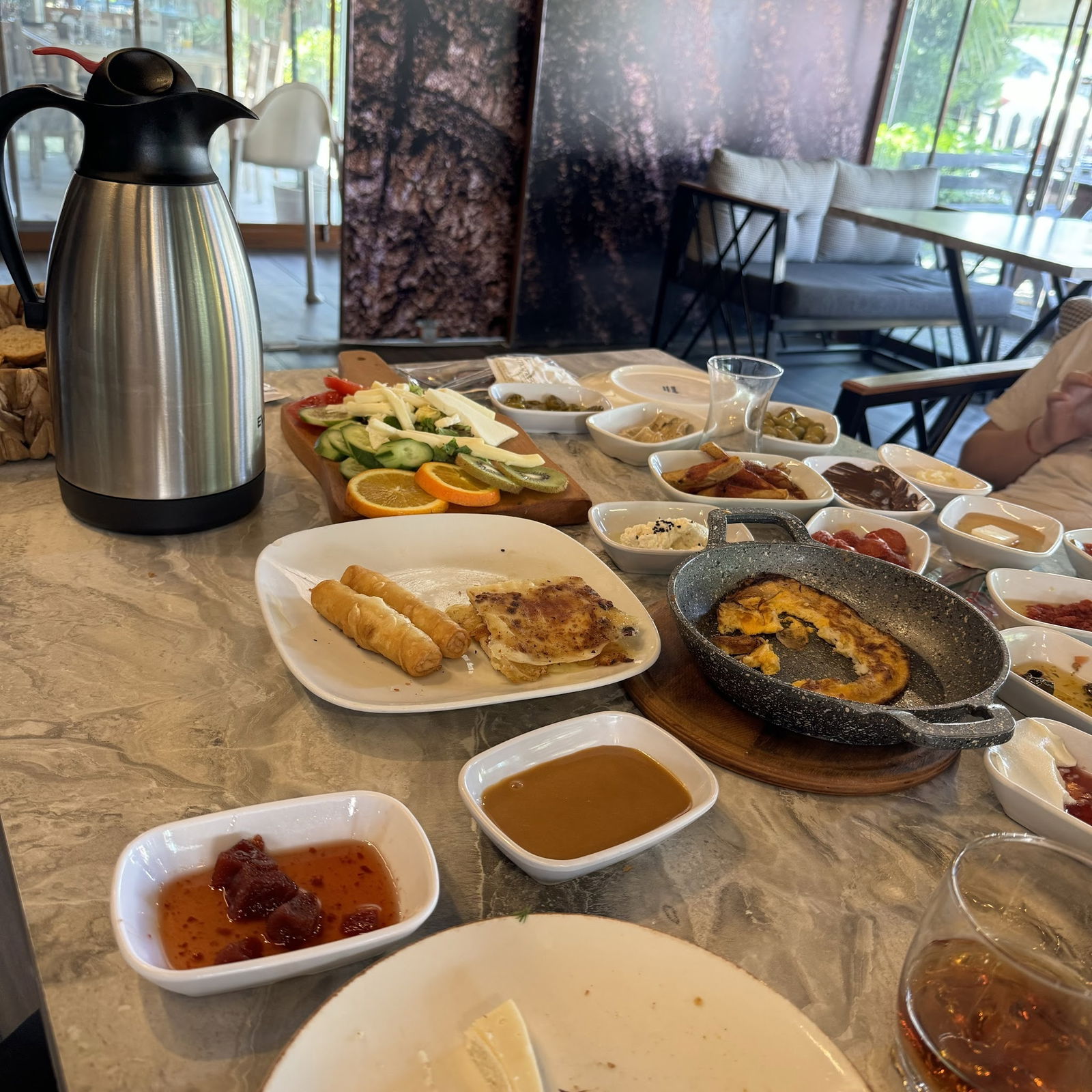 Ege Çiftliği Restoran & Şarküteri