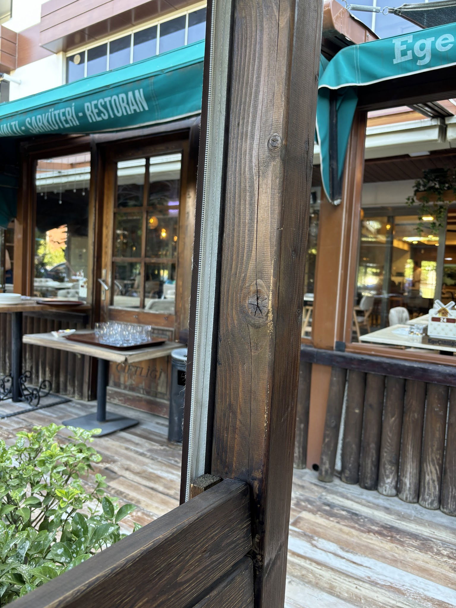 Ege Çiftliği Restoran & Şarküteri