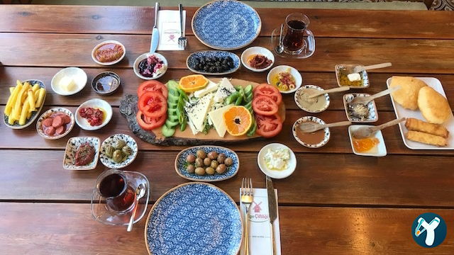 Ege Çiftliği Restoran & Şarküteri