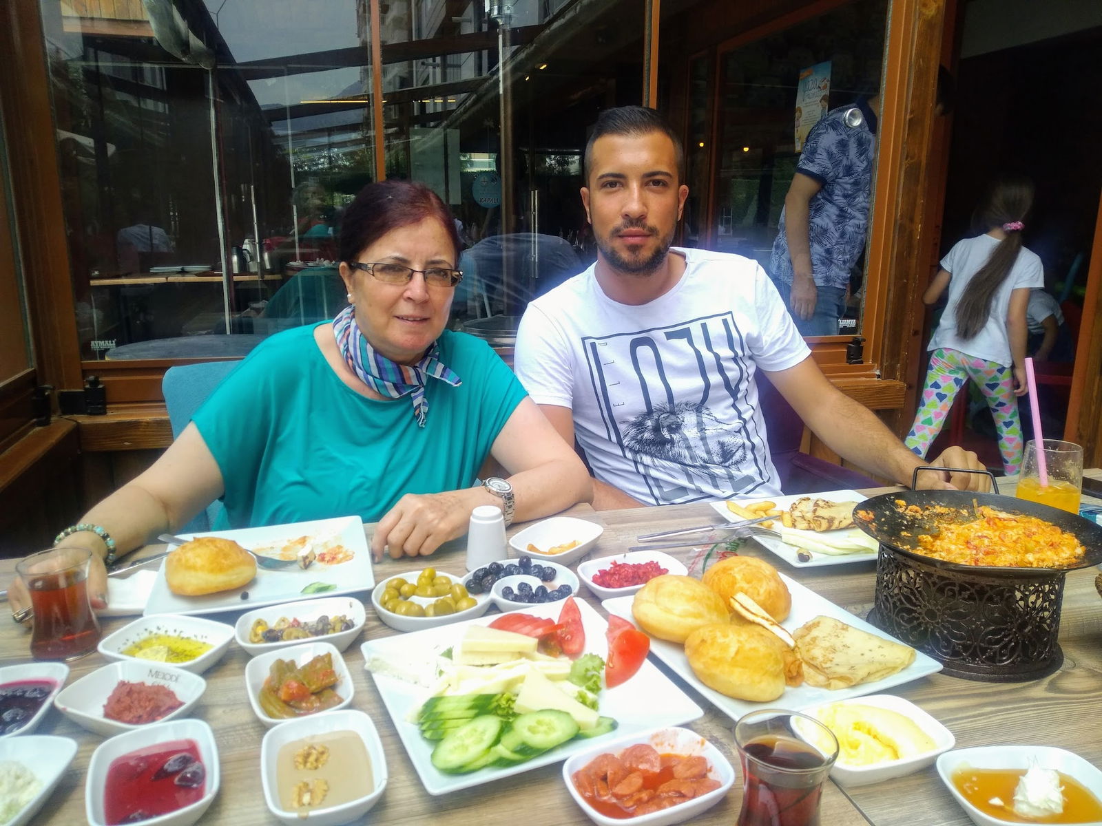 Ege Çiftliği Restoran & Şarküteri