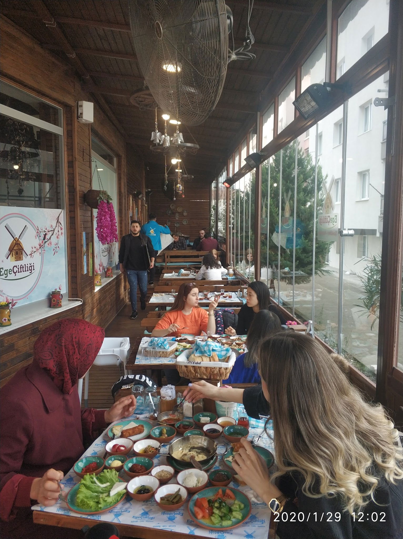 Ege Çiftliği Restoran & Şarküteri