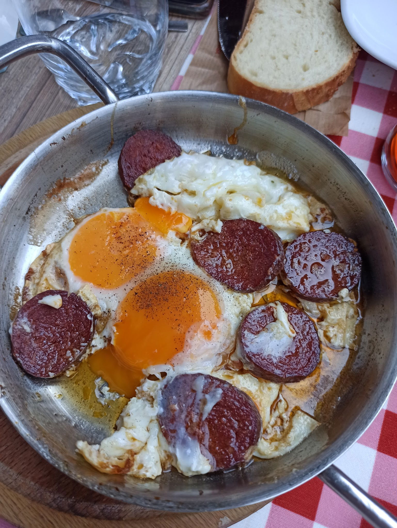 Ege Çiftliği Restoran & Şarküteri