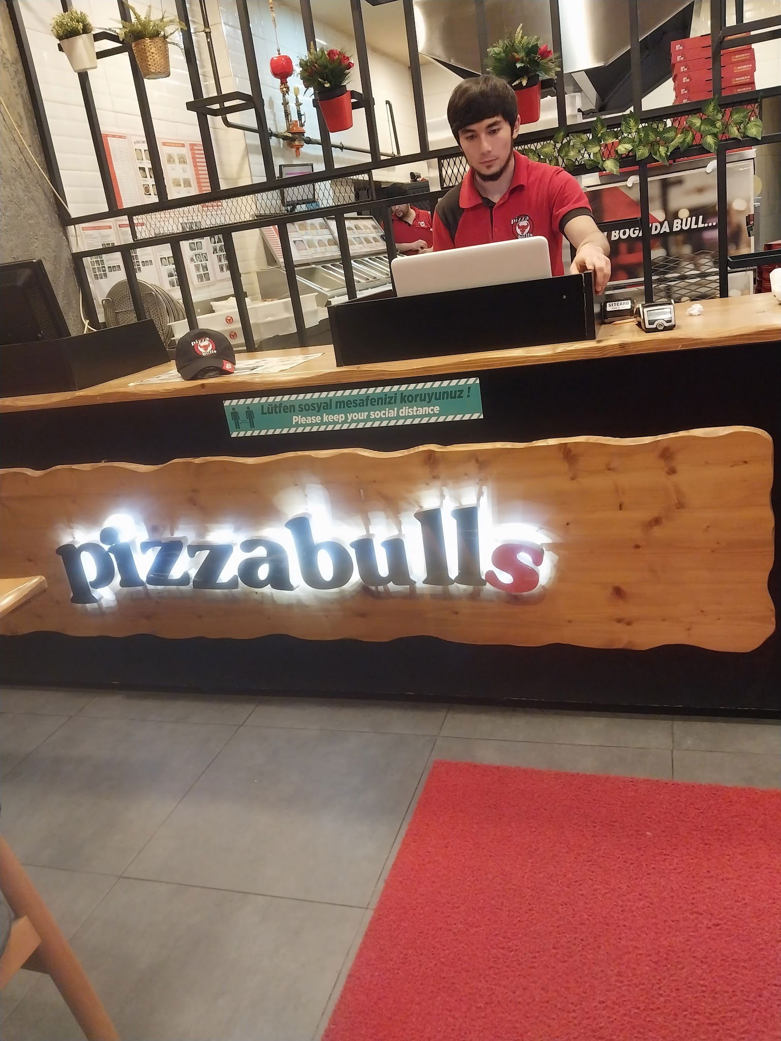 Pizzabulls Göztepe - Kadiköy