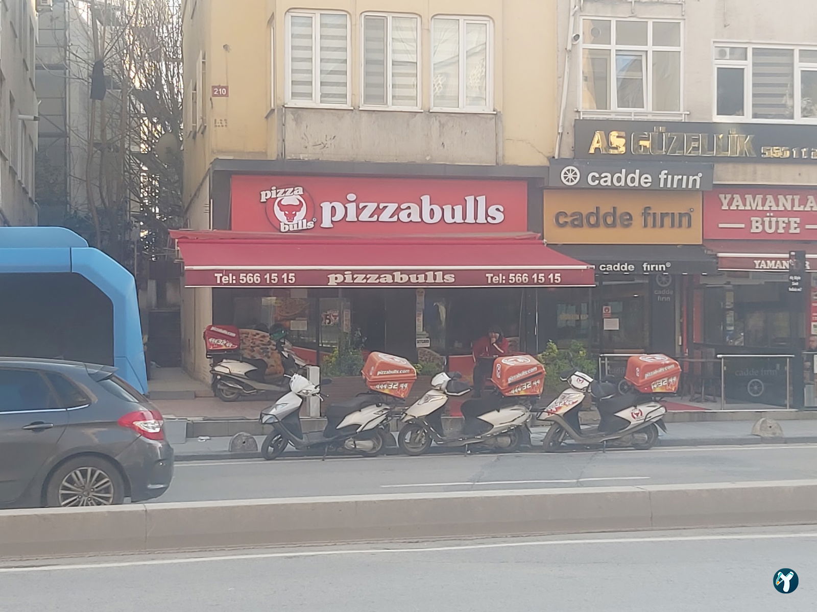 Pizzabulls Göztepe - Kadiköy