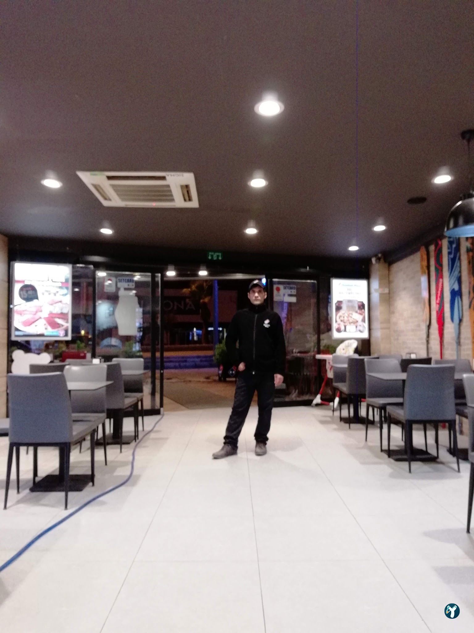 Domino`S Pizza