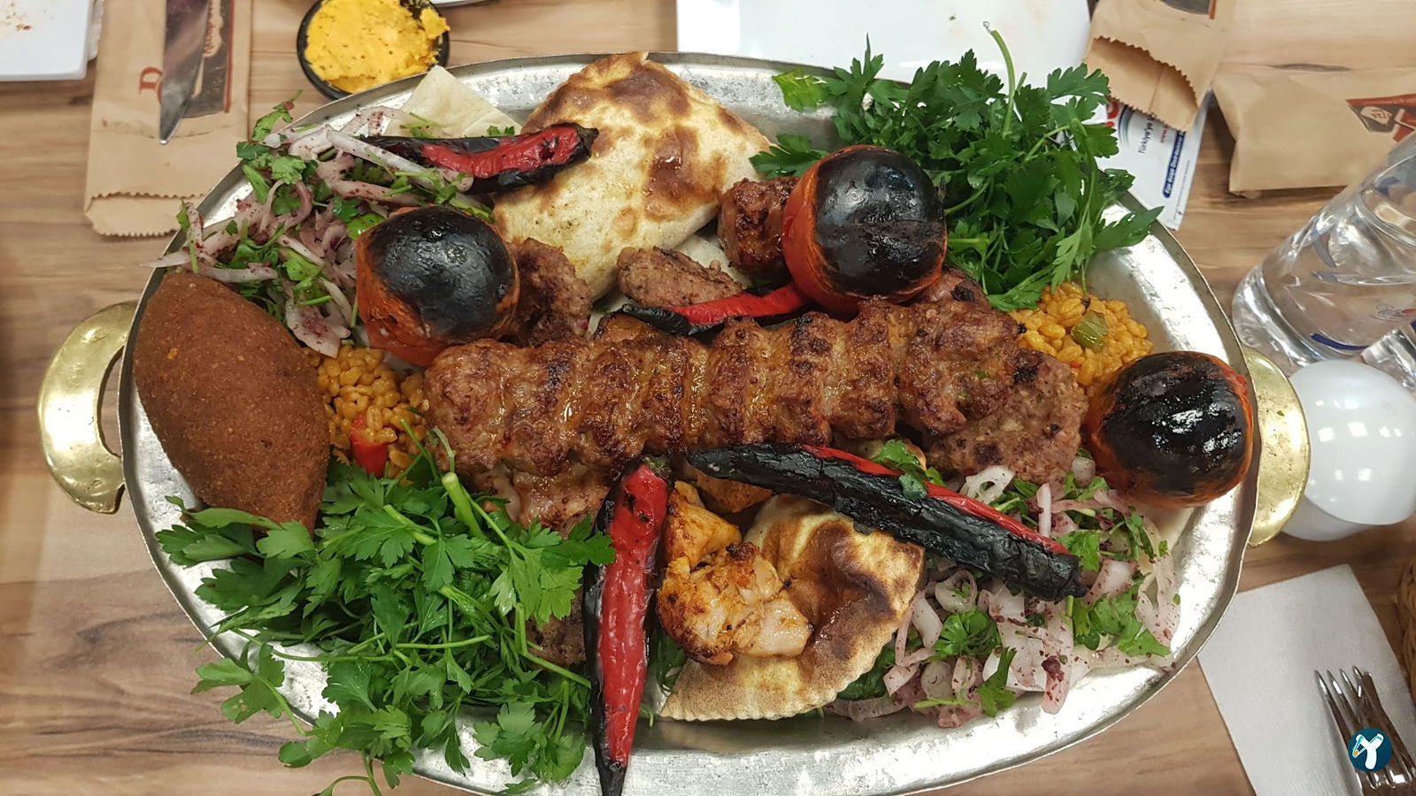 Bordo Kebap Evi