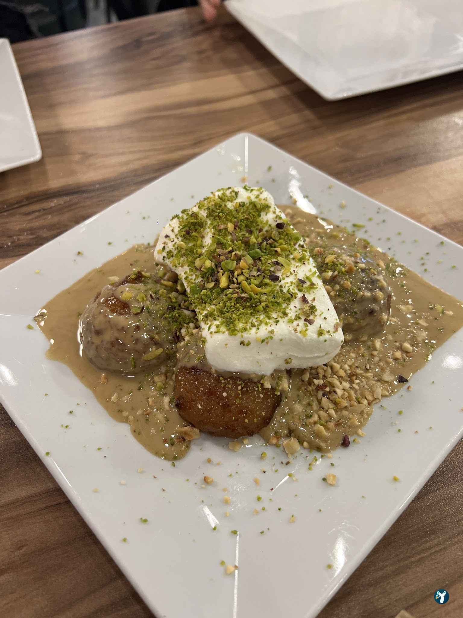 Bordo Kebap Evi