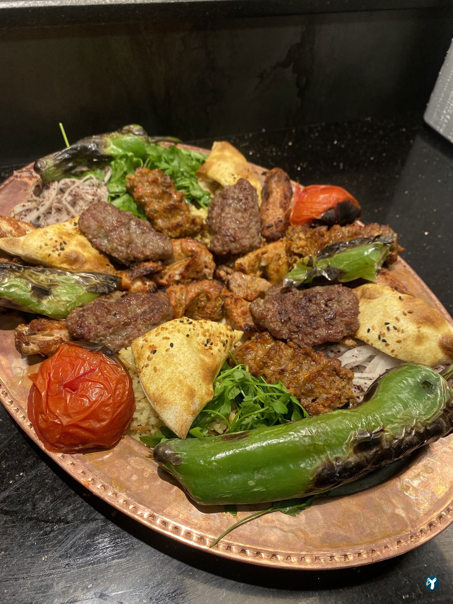 Bordo Kebap Evi