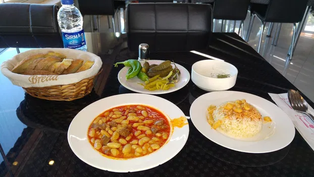 Zavallı Kurufasülyeci resimleri