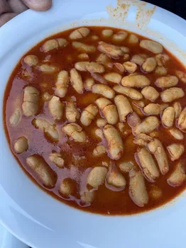 Zavallı Kurufasülyeci resimleri
