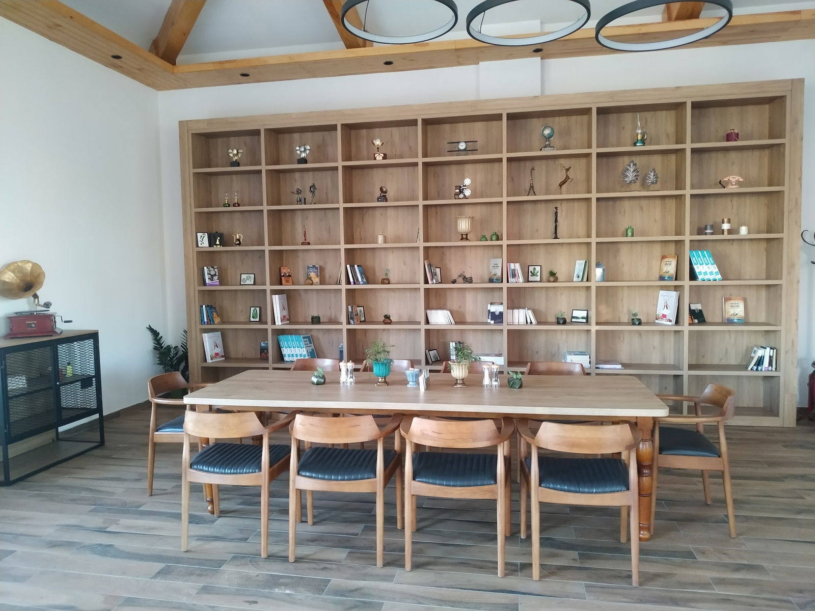 Sancaktepe Sosyal Tesisleri Hanımeli Kafe