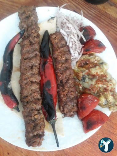 Şanlı Kebap lahmacun ve pide salonu