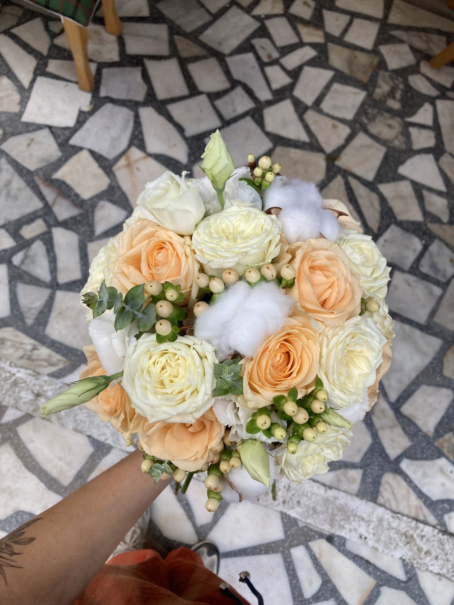 Curly’S Flower And Cafe