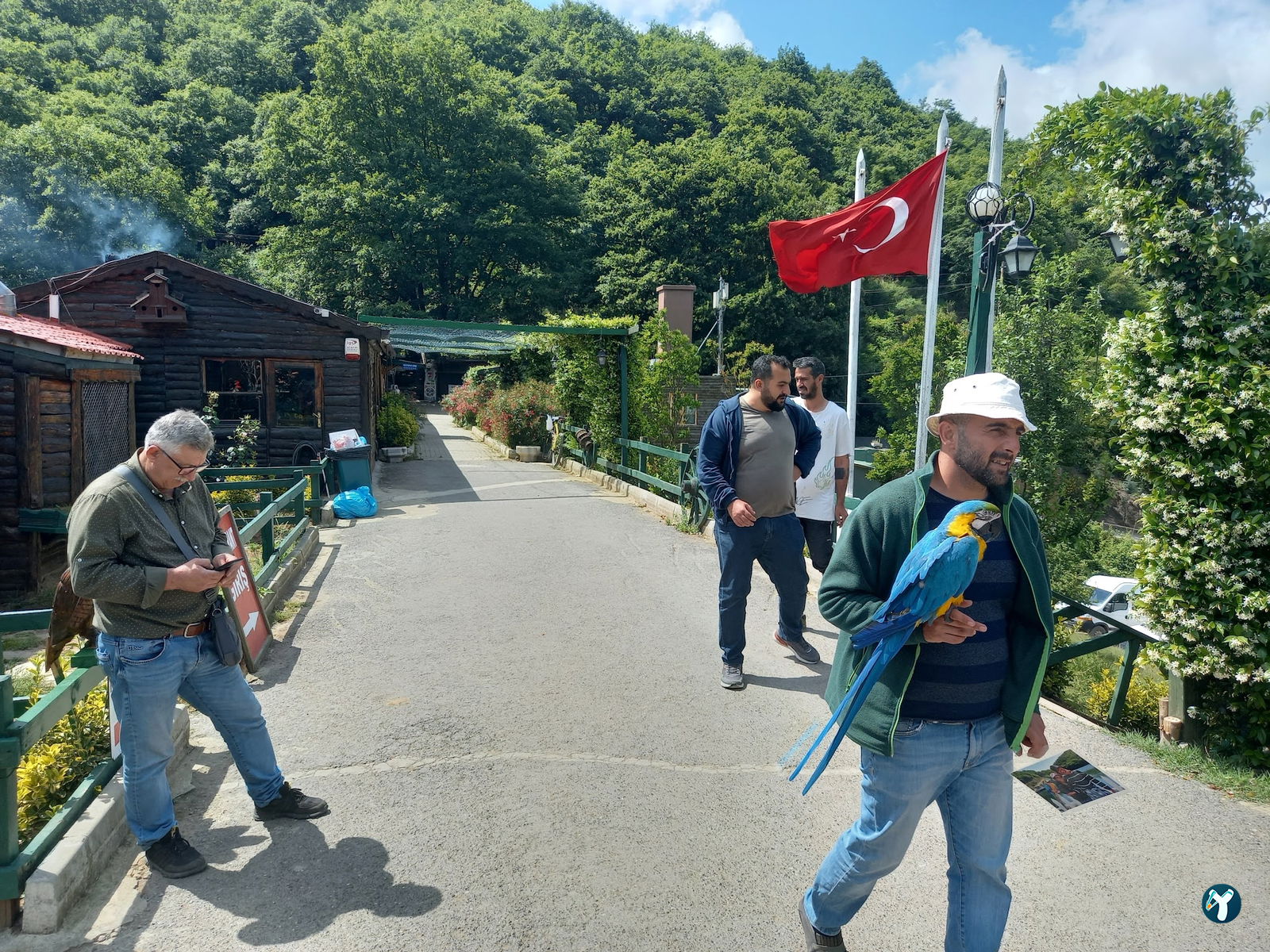 Saklı Bahçe