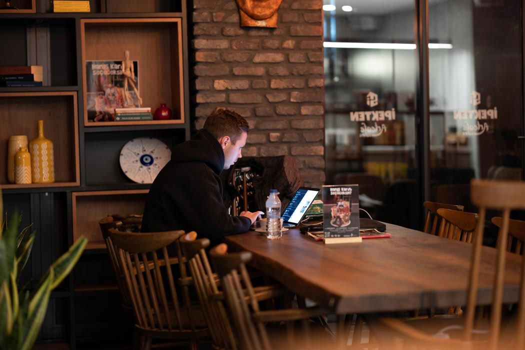 İpekten Art Cafe Sahne